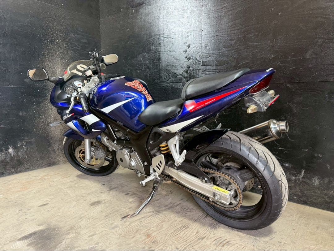 07082208S スズキ　SV400S VK53A 関東圏内即日配送可能！