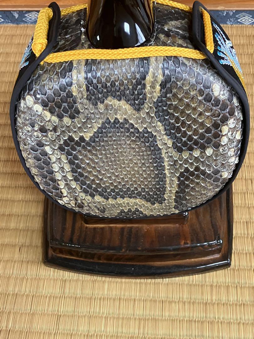 沖縄三線上質黒檀真壁型本皮一枚張りスンチ塗り期間限定出品