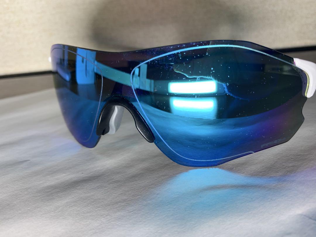 Oakley プリズムレンズサングラス