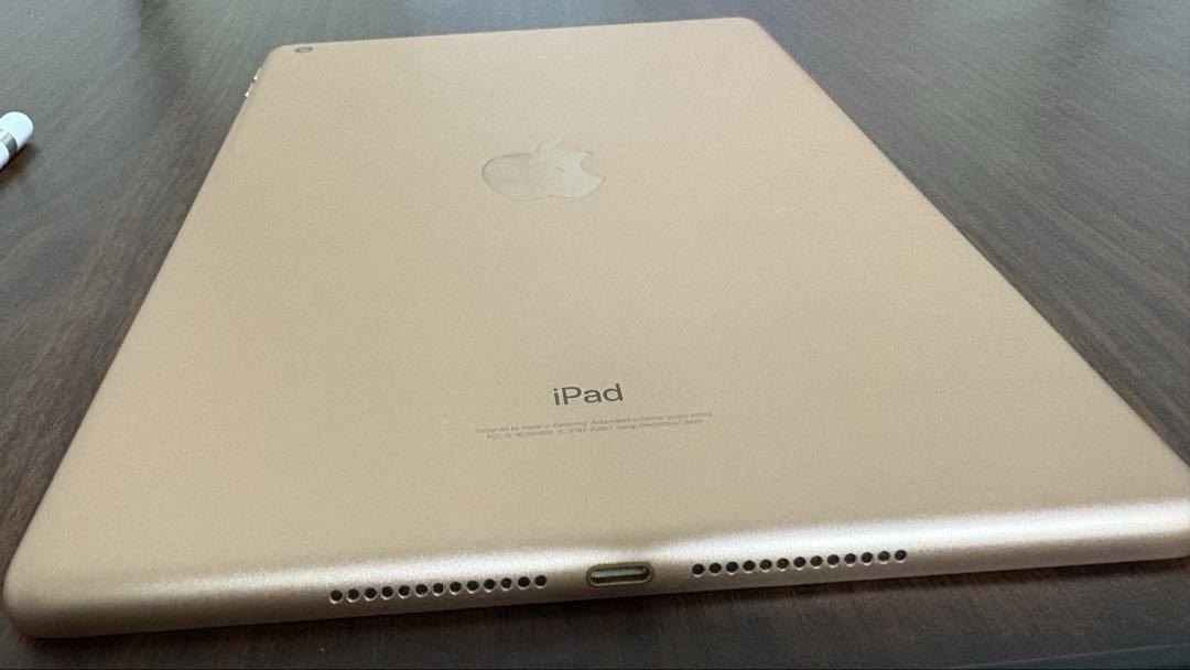 Apple iPad ゴールド 6世代 本体 + Apple Pencil
