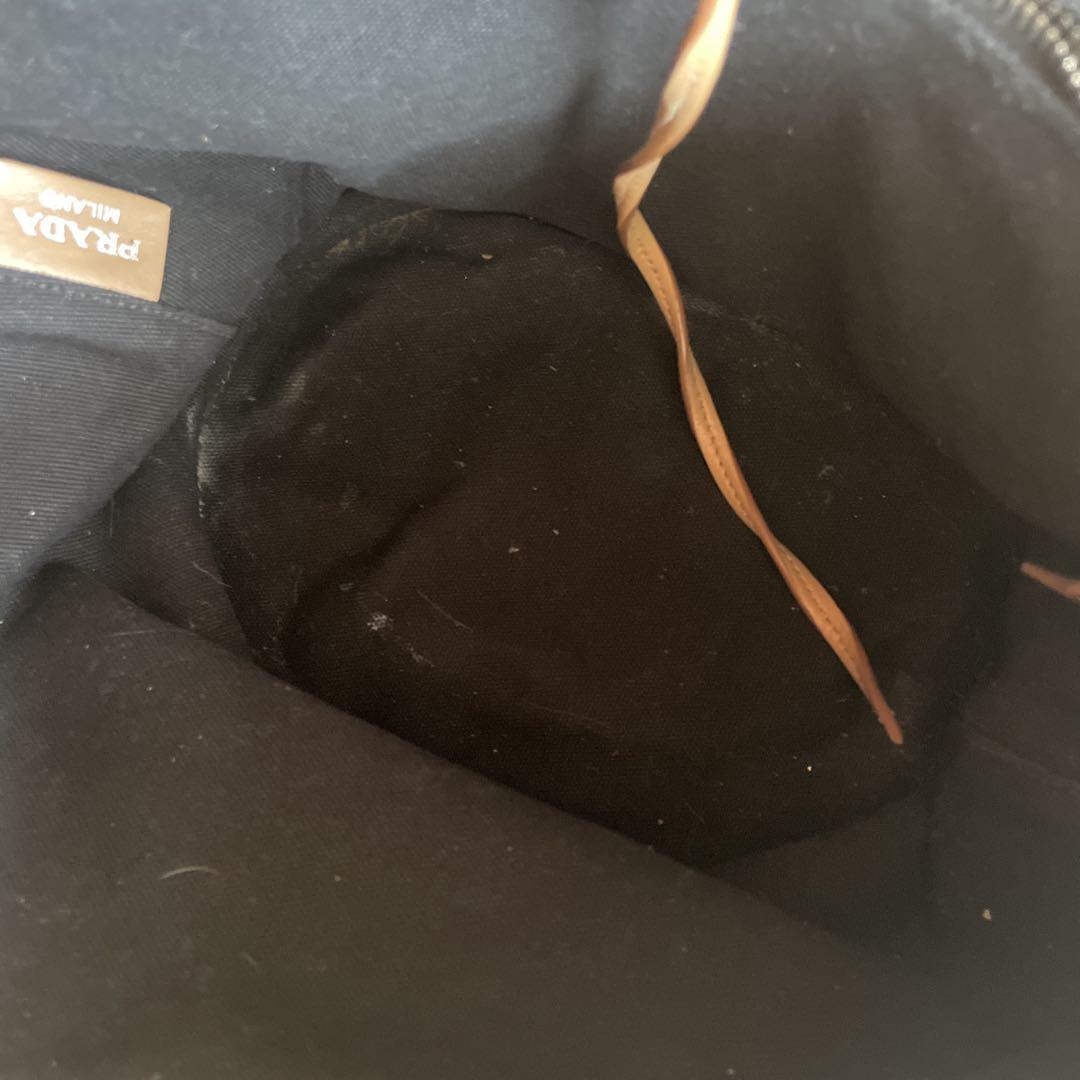 PRADA ブラックバッグとポーチセット