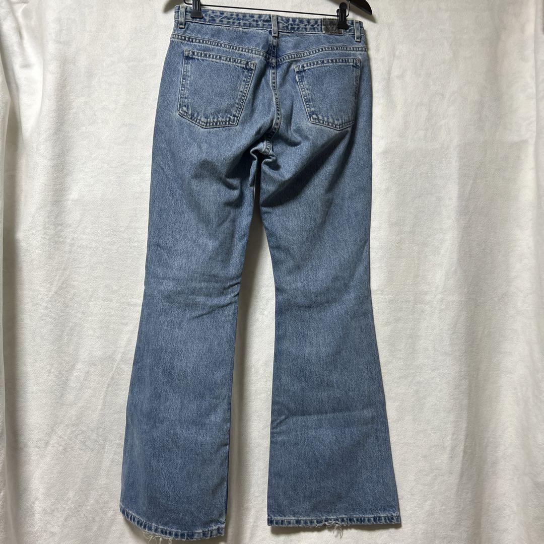 LEVI’S