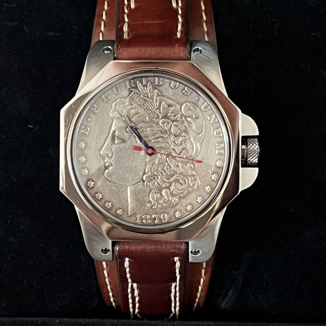 希少 限定品 FUNNY REVOLVER WATCH 腕時計