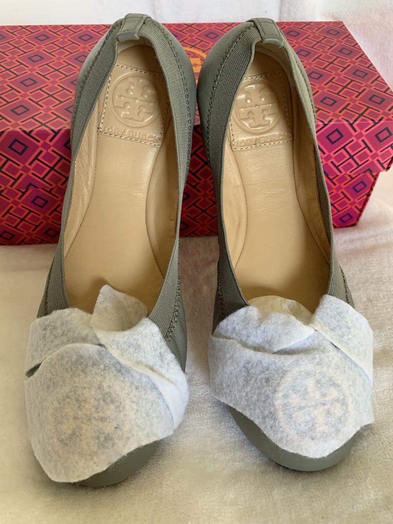 と*ん様 ✴︎お値下げ✴︎美品ほぼ未使用✴︎底貼済✴︎TORYBURCHトリーバ