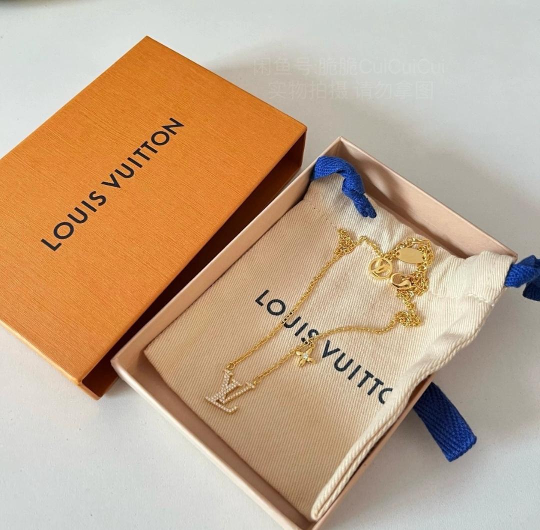‌極美品 ルイヴィトン ネックレス コリエ・LV アイコニック M00596 極美品‌ ルイヴィトン ネックレス コリエ・LV アイコニック