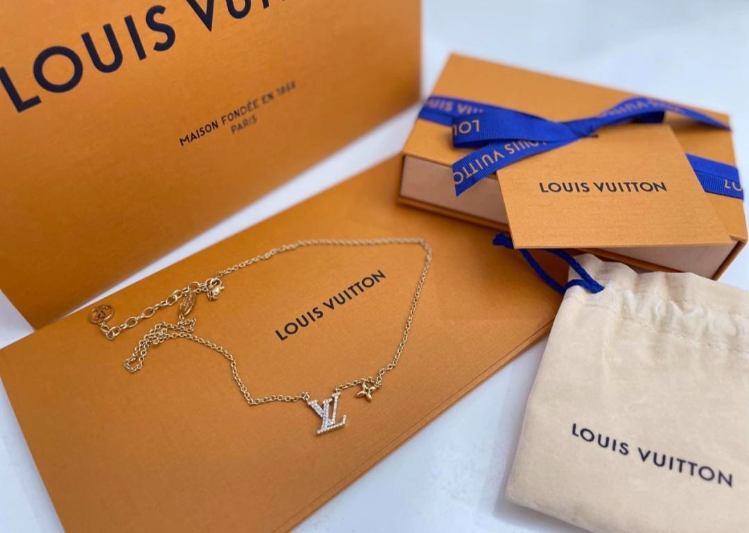 ルイヴィトン コリエLV アイコニック M00596 ネックレス・LV アイコニック S00｜ルイ・ヴィトン 公式サイト