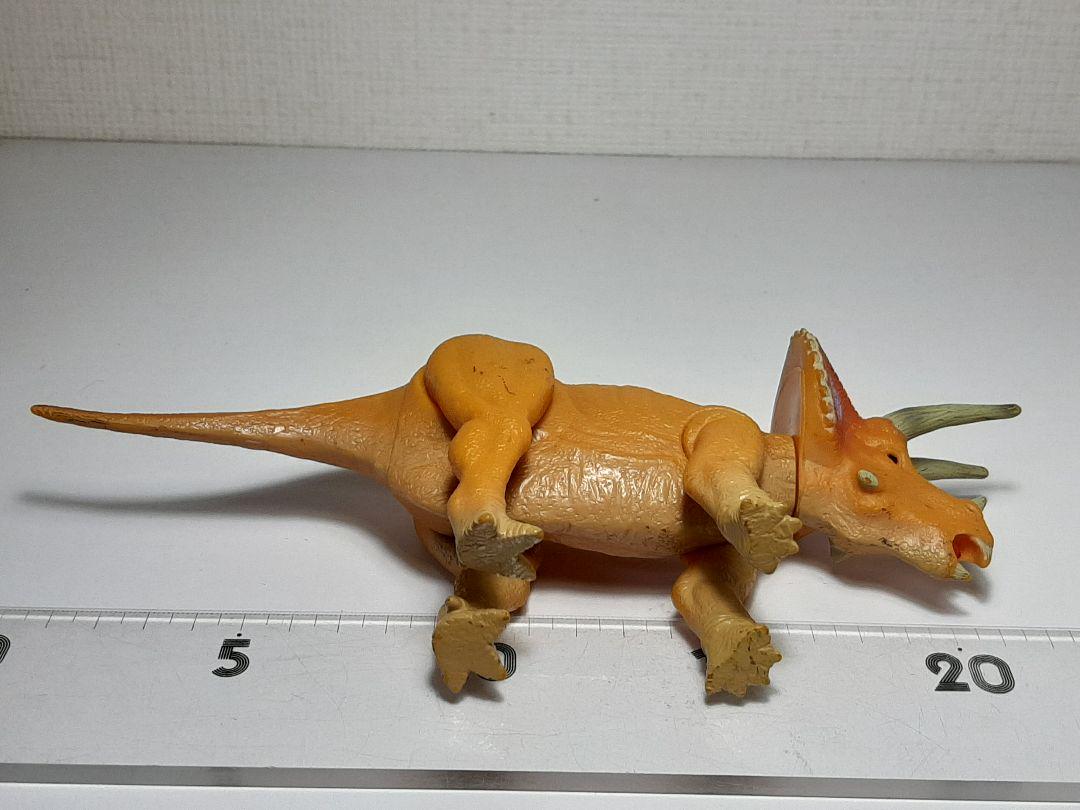恐竜キング フィギュア 9つまとめ売り ティラノサウルス