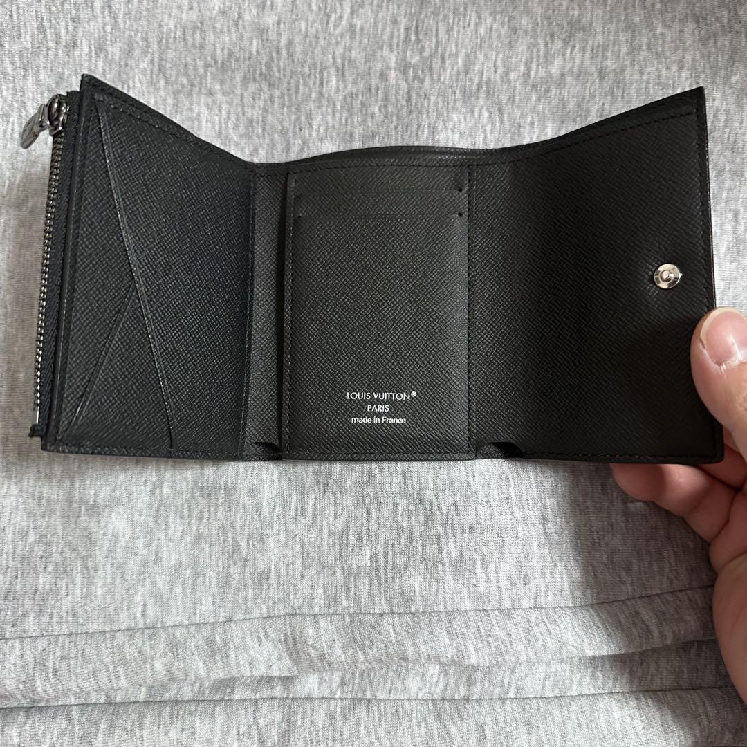 LOUIS VUITTON ヴィクター・ウォレット 三つ折財布