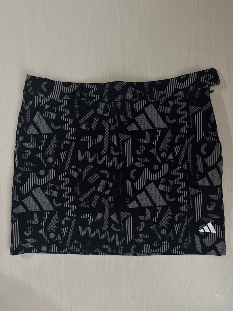adidas 幾何学模様 ゴルフ　スカート
