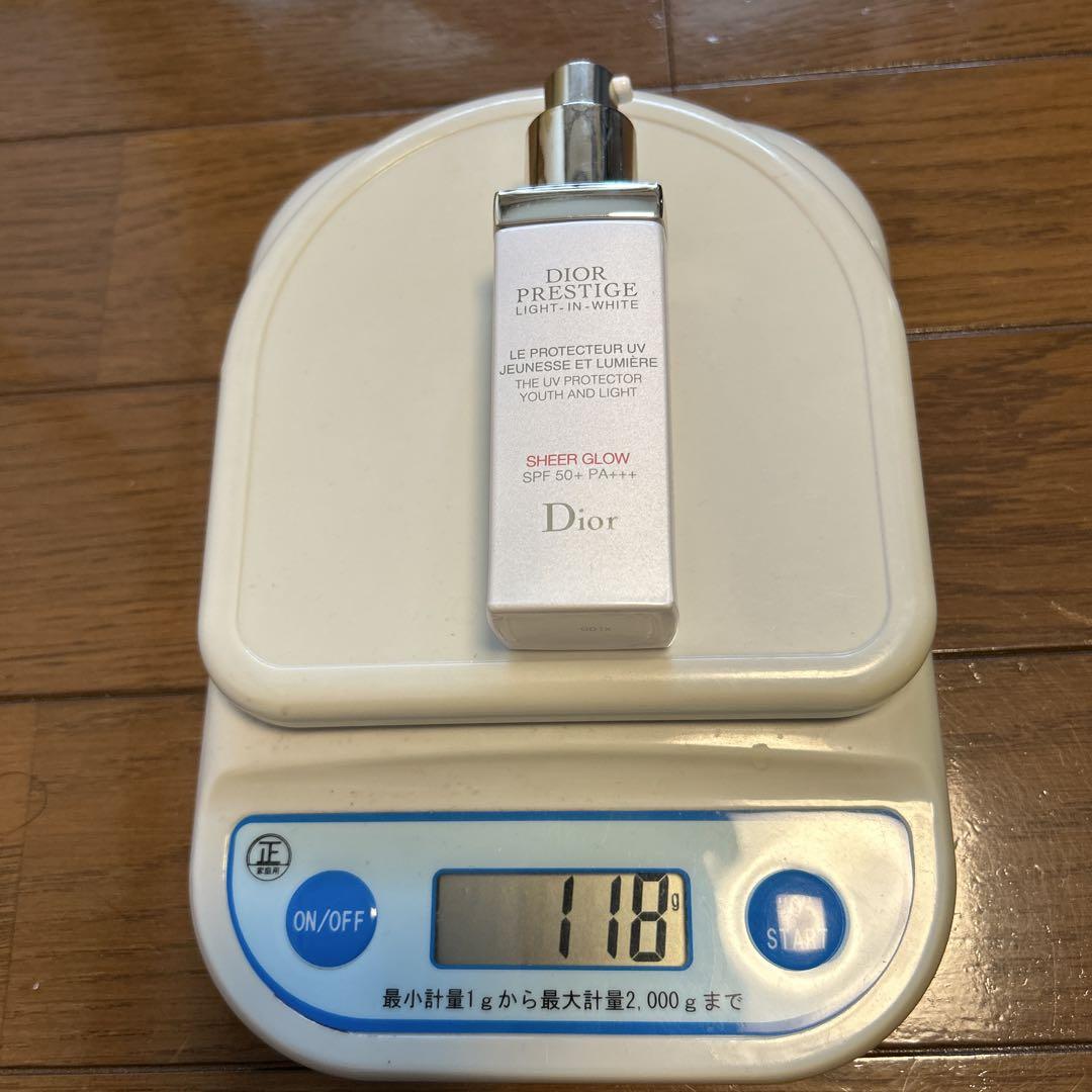 Dior Prestige Light-In-White 化粧下地 UV - メルカリ