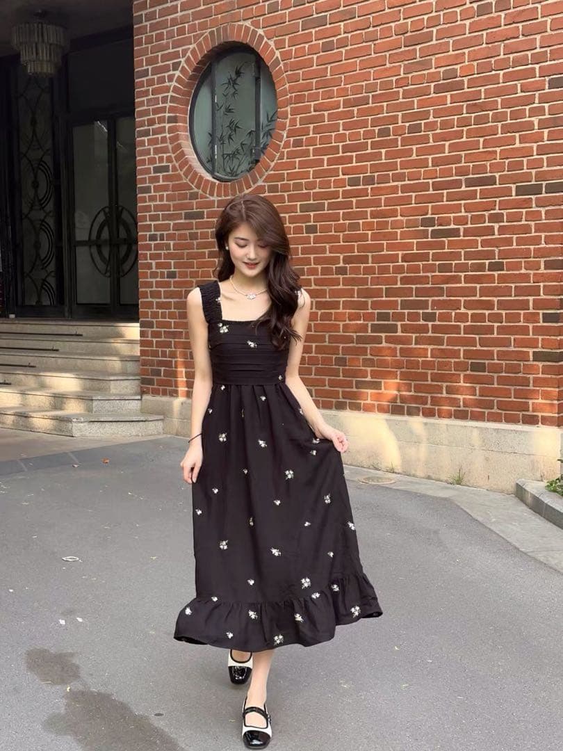 黒タタキSL/朱天黒 FANO STUDIOS 2023 Daisy Strap Dress | maximise.mu