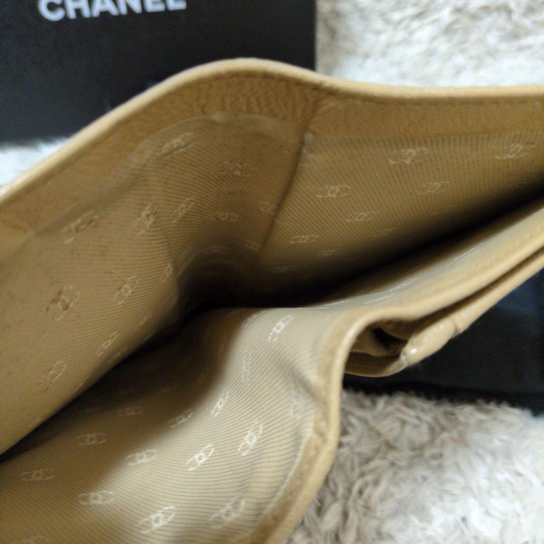 CHANEL　シャネル　ココマーク　折り財布　ベージュ　箱付き
