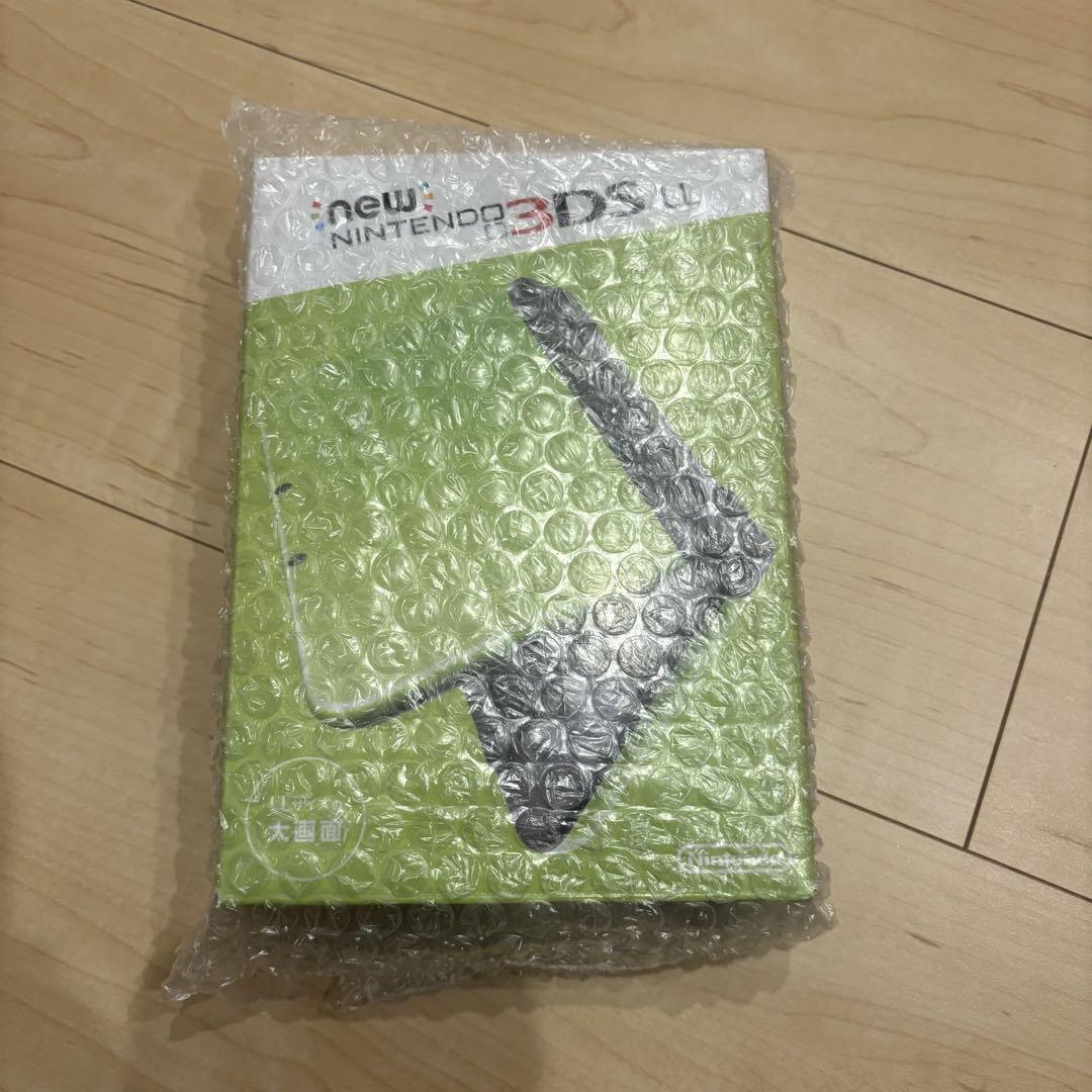 New Nintendo 3DS LL ライム×ブラック　(注意事項あり)