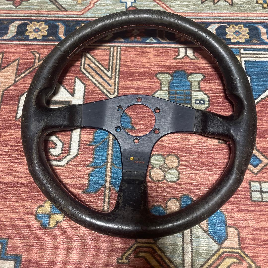 MOMO 350mm ブラックレザー ステアリング