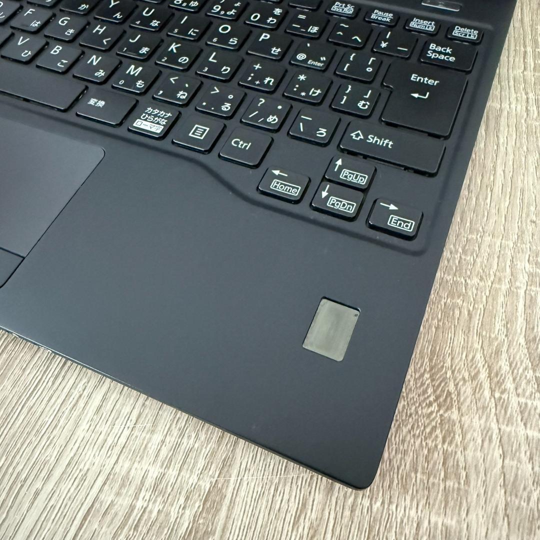 ★LIFEBOOKU9310/E★FUJITSU第10世代Corei5ノートPC