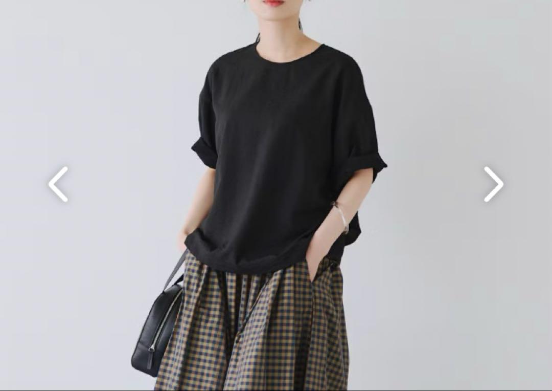 北欧、暮らしの道具店　「涼しさも、品のよさも」きれい色のTシャツブラウス