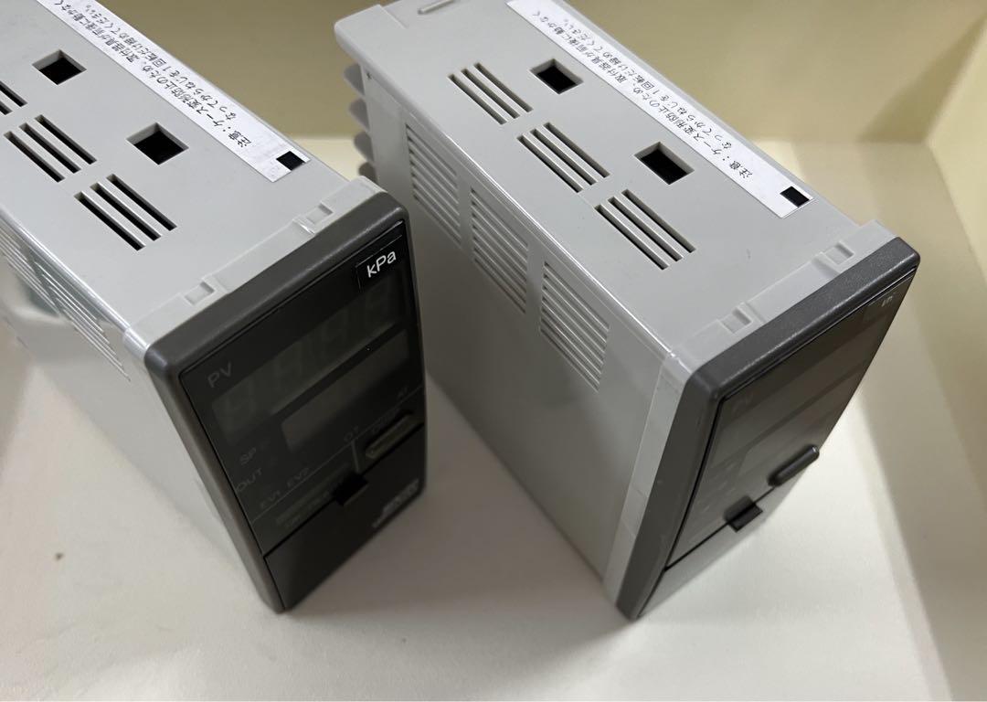 山武 アズビル デジタル指示調節計SDC20 (C200DA00101) 2台 山武 アズビル デジタル指示調節計SDC20 (C200DA00101) 2台