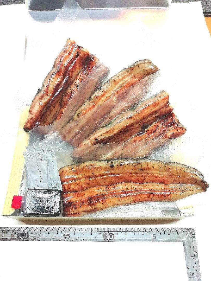 国産うなぎ白焼き 150g×2尾入 出来立てを真空パックにして専門店よりお届け