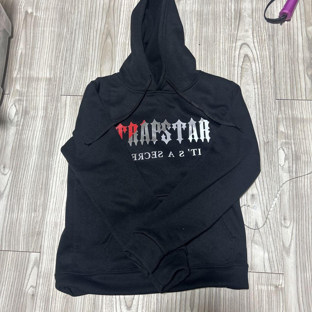 trap starパーカー