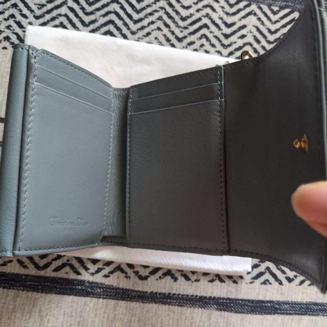 Lady Dior 三つ折り財布