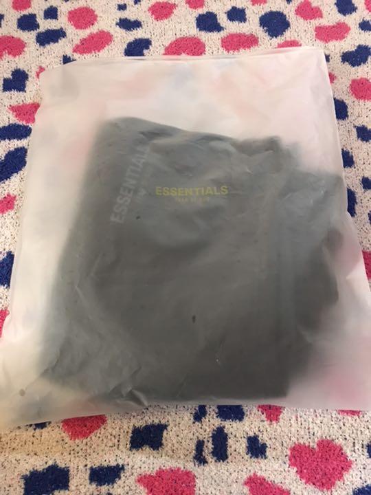 正規品在庫 FOG Essentials エッセンシャルズ ハーフパンツ GtgEF-m90168207944 在庫あ特価