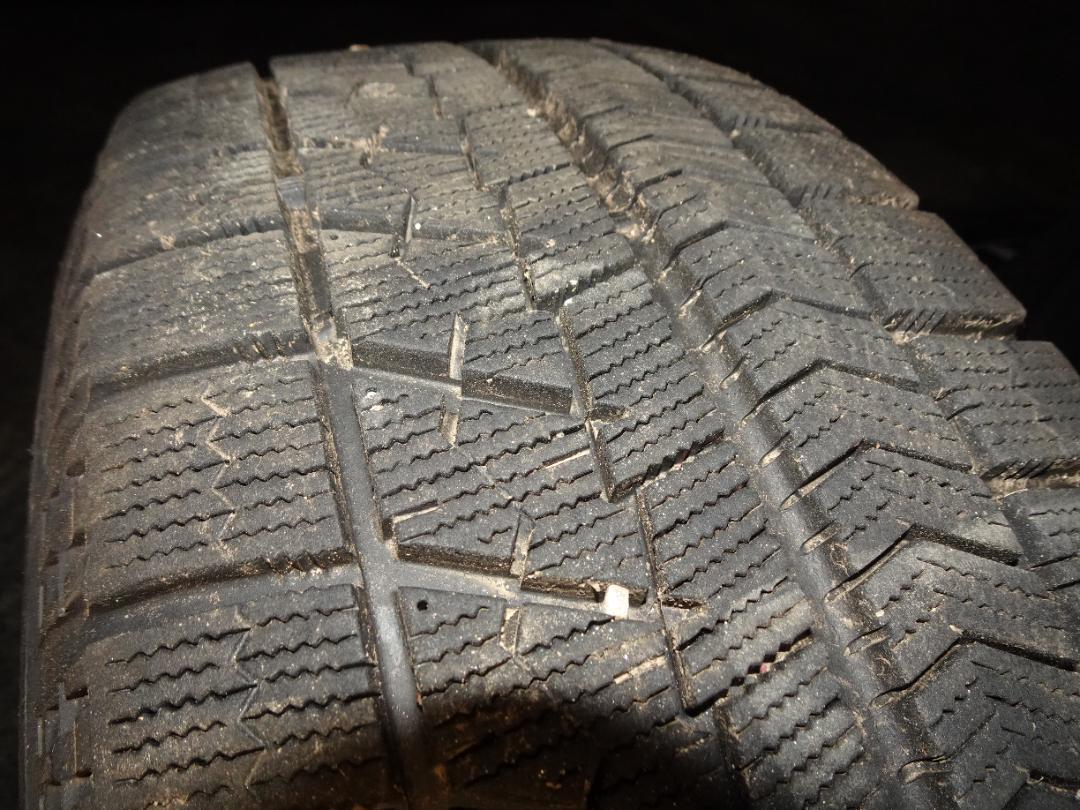 シトロエンプジョー スタッドレス ブリヂストンVRX 215/60R16 108