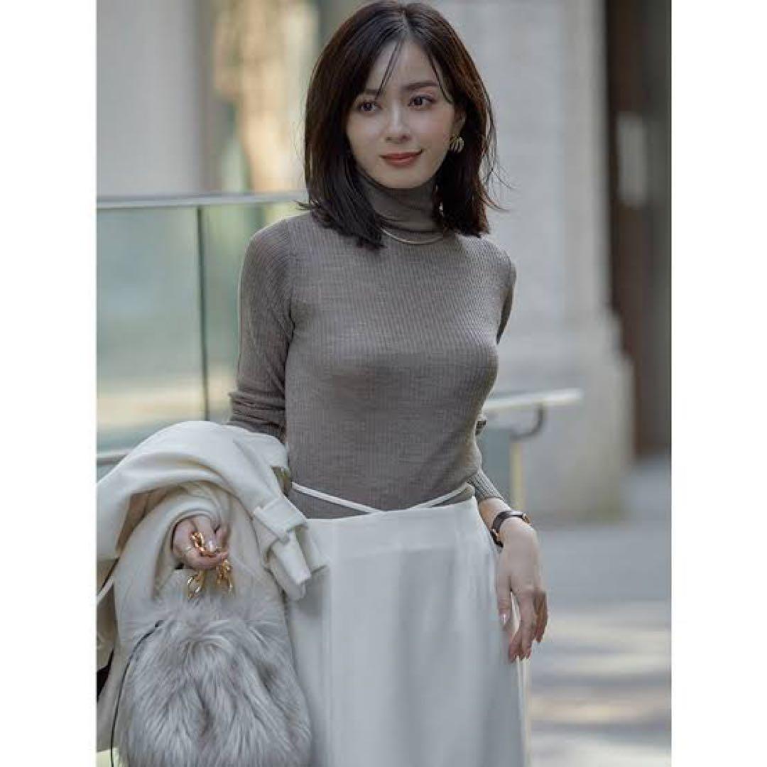 ウールフィットリブタートルプルオーバー ベージュ