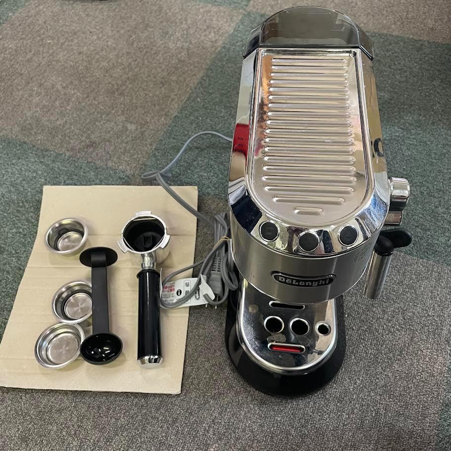 デロンギ(DeLonghi) エスプレッソ・カプチーノメーカー EC680M
