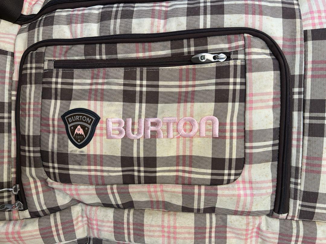 Burton スノボ用キャスター付きケース