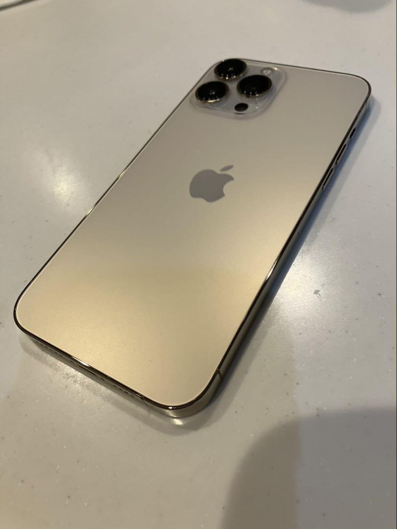 ★ 美品　iphone 13pro max 256GB ゴールド　SIMフリー