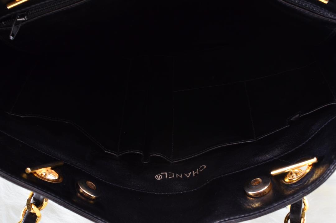 【美品】　ＣＨＡＮＥＬ　　マトラッセ　チェーン　ラムスキン　ゴールド金具