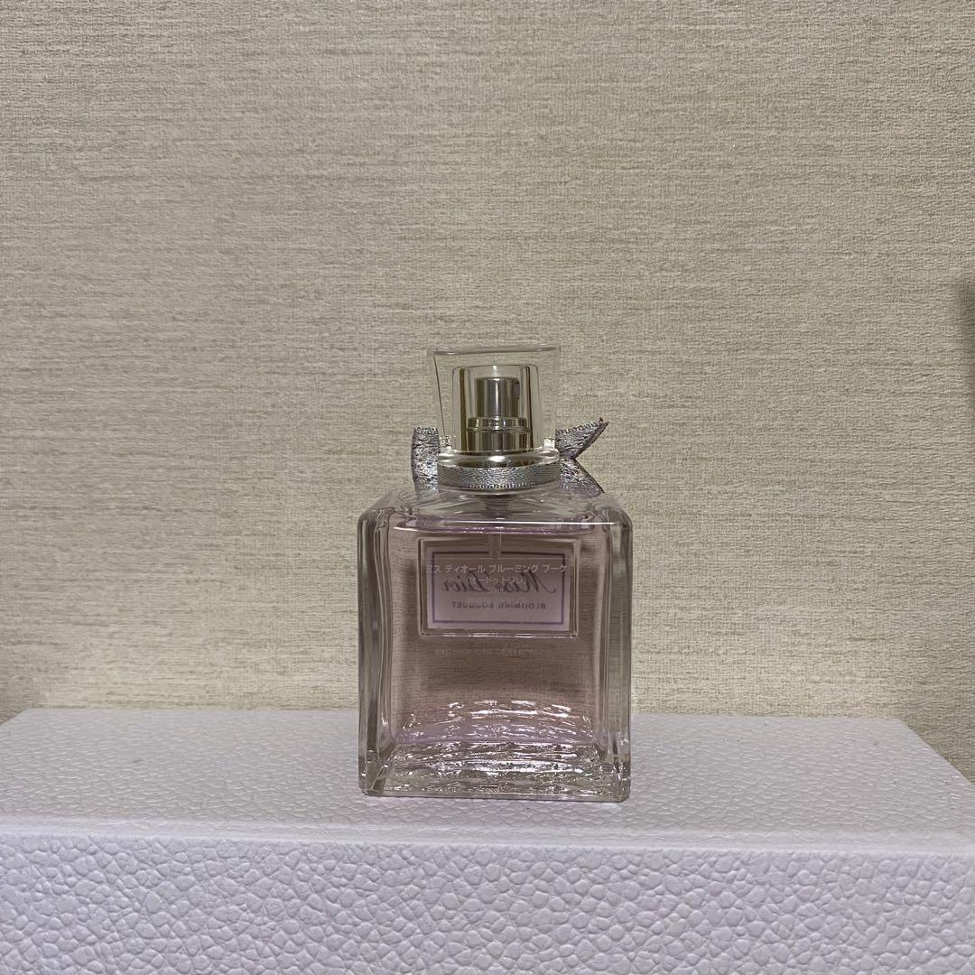 DIOR ブルーミング ブーケ 50ml 香水
