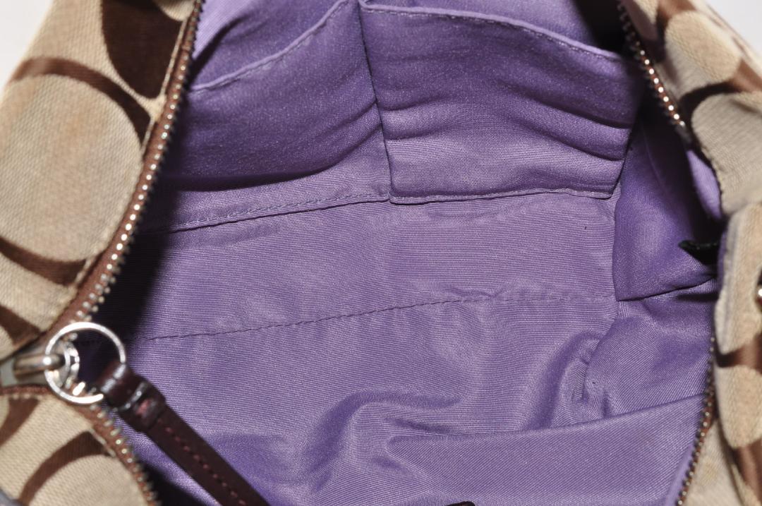 美品 COACH 15068 ハーフムーン シグネチャー ショルダーバッグ