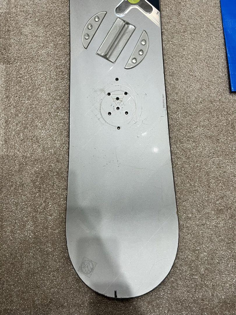 スノーボード Burton CUSTOM X 2007年モデル 152センチ スノーボード Burton CUSTOM X 2007年モデル 152センチ