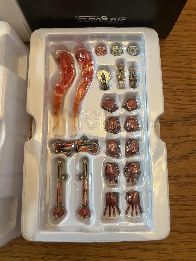 shフィギュアーツ　真骨頂製法　仮面ライダー響鬼紅