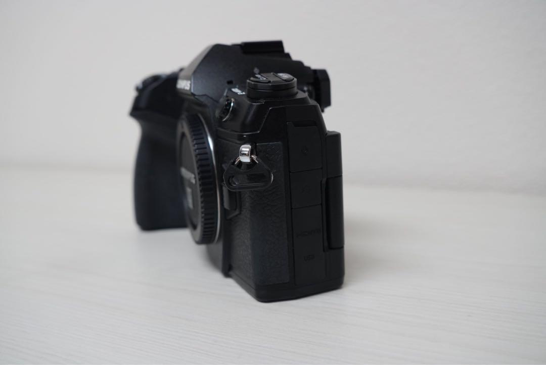 OLYMPUS　OM-D 　E-M1 　MarkⅡ