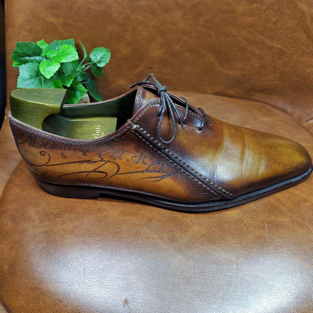 Berluti ベルルッティ スカーズ デムジュール スクリット