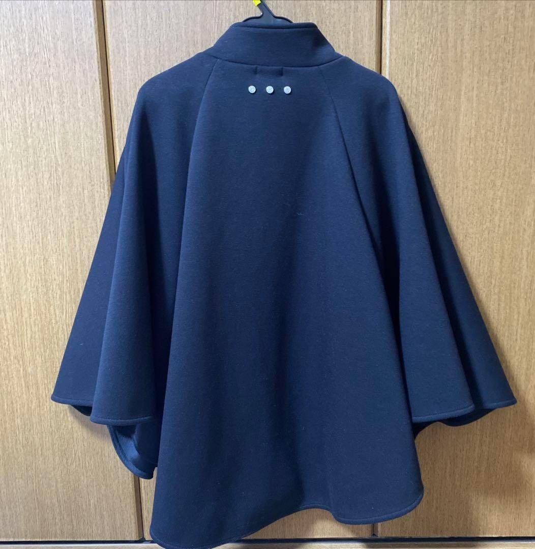 ✨美品✨sov.  AKKOさんコラボ　ポンチョコート　ジッパー　黒 新作】AKKOさんコラボ ナイロンボンバーポンチョコート☆相澤編