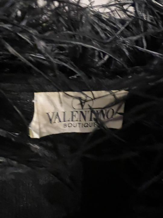Valentino】オーストリッチ羽 付きセーター エレガント - メルカリ