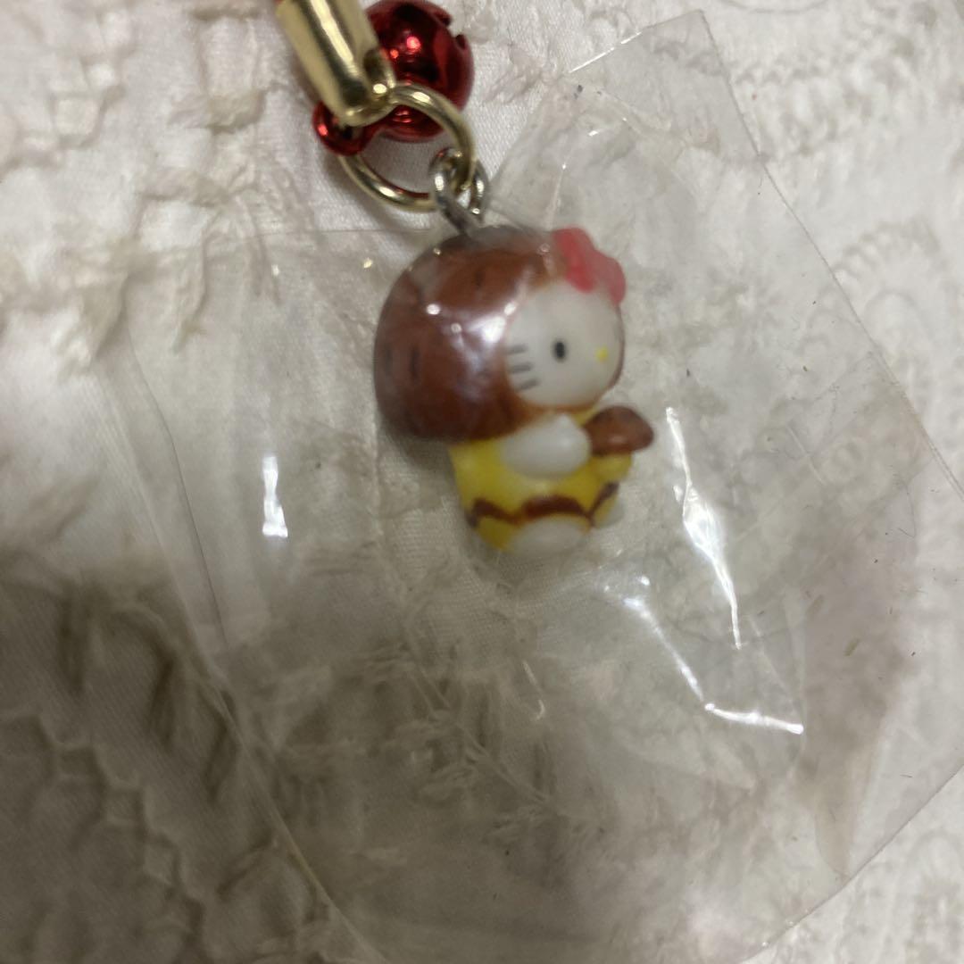 ご当地　キティ　根付け　秋の味覚　まつたけ
