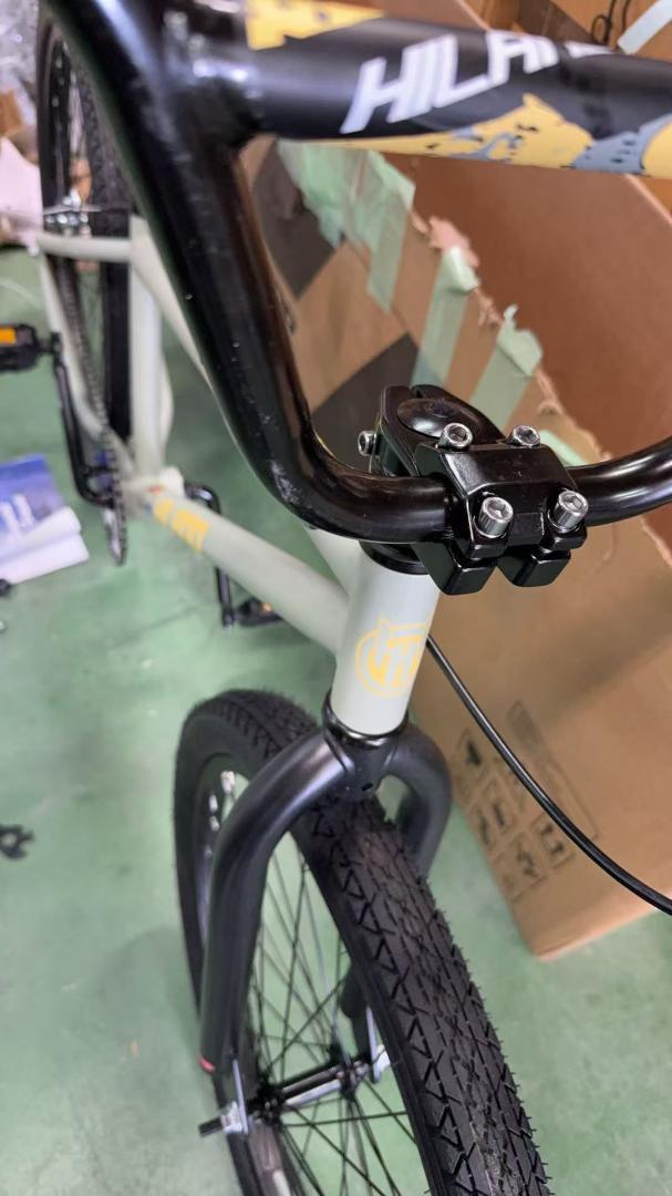 HILAND 24インチ BMX自転車 フリースタイル 初心者向け 練習用bmx