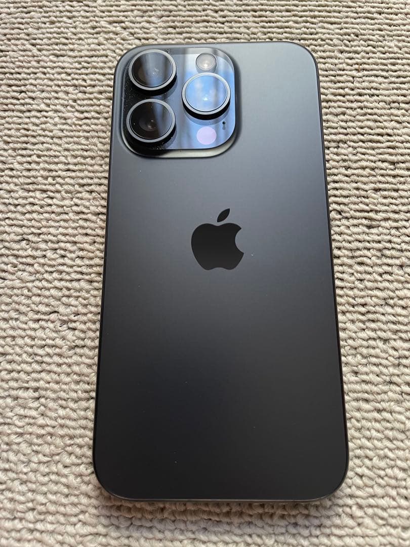 ［美品］iPhone 15 Pro 256GB SIMフリー