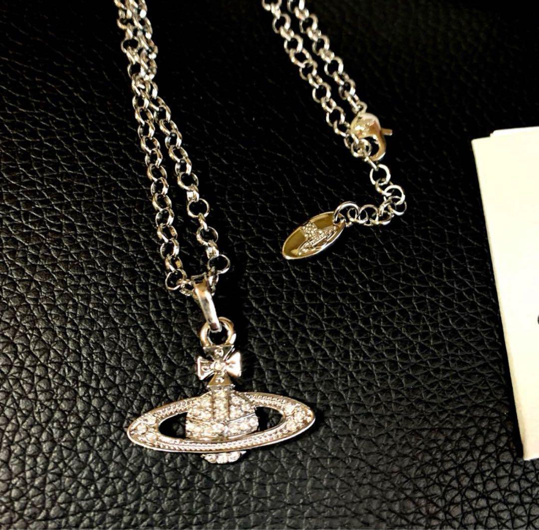 ミニバスレリーフ　オーブネックレス　Vivienne Westwood