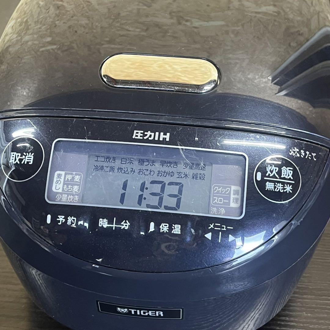 ブランドバッグ通販サイト TIGER 圧力IHジャー炊飯器 5.5合炊き 2022年製 JPK-T100 炊飯器・餅つき機