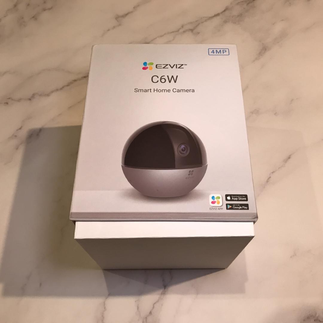 特価大人気 SecuSTATION EZVIZ 400万画素 2K 見守りカメラ C6W K97ZG-m90275310452 低価新作登場