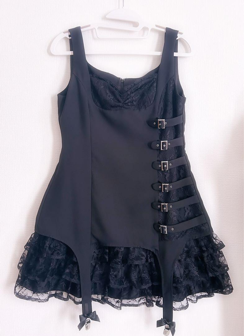 AVENCHUMU Buckle belt garter dress ワンピース - メルカリ