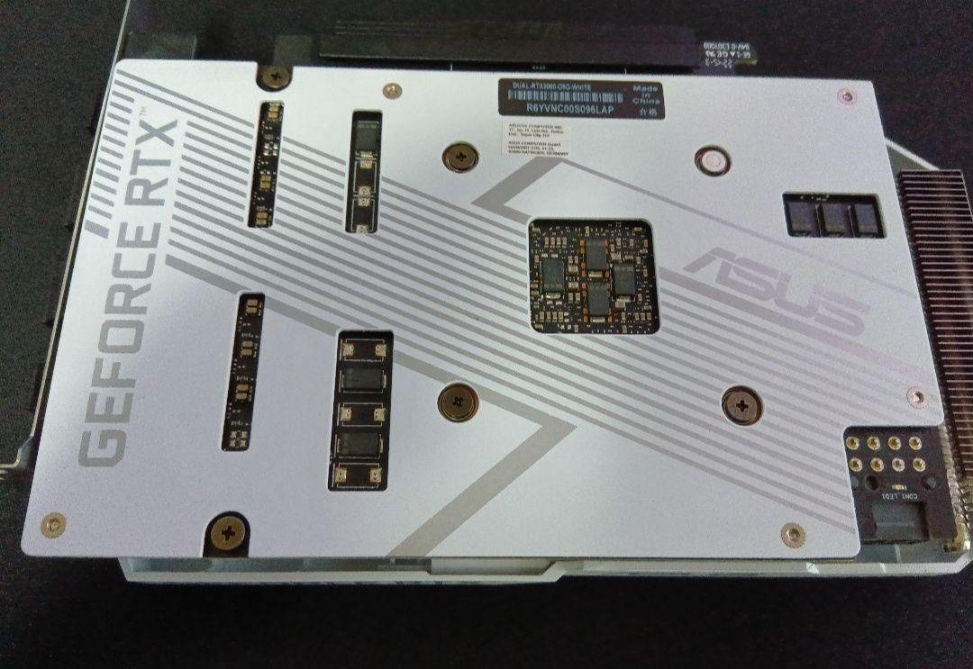 ASUS GeForce RTX 3060 グラフィックボード
