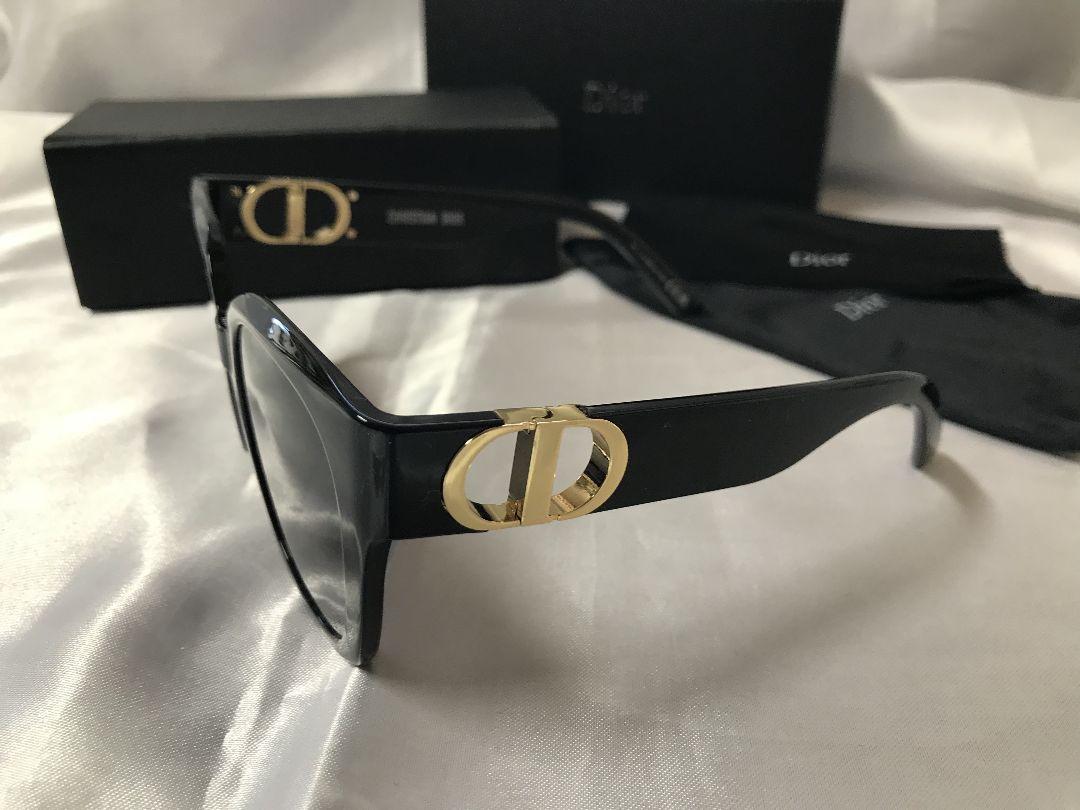 Dior Montaigne 30 ディオール　サングラス