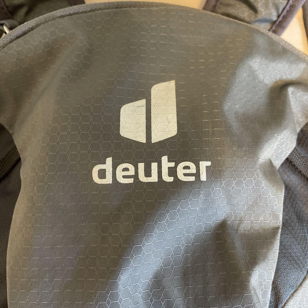 Deuter Race Lite 8 L バックパック リュック グレー