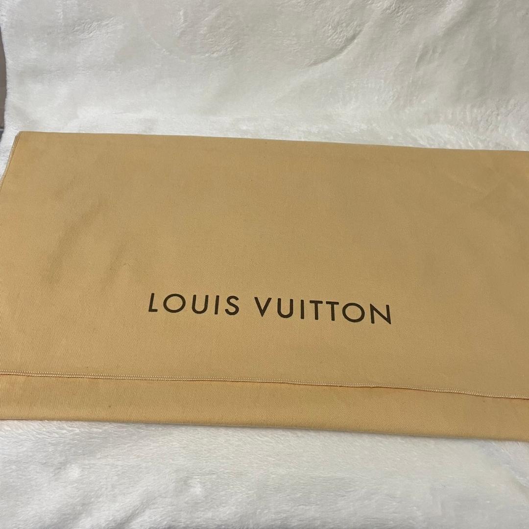 VUITTON